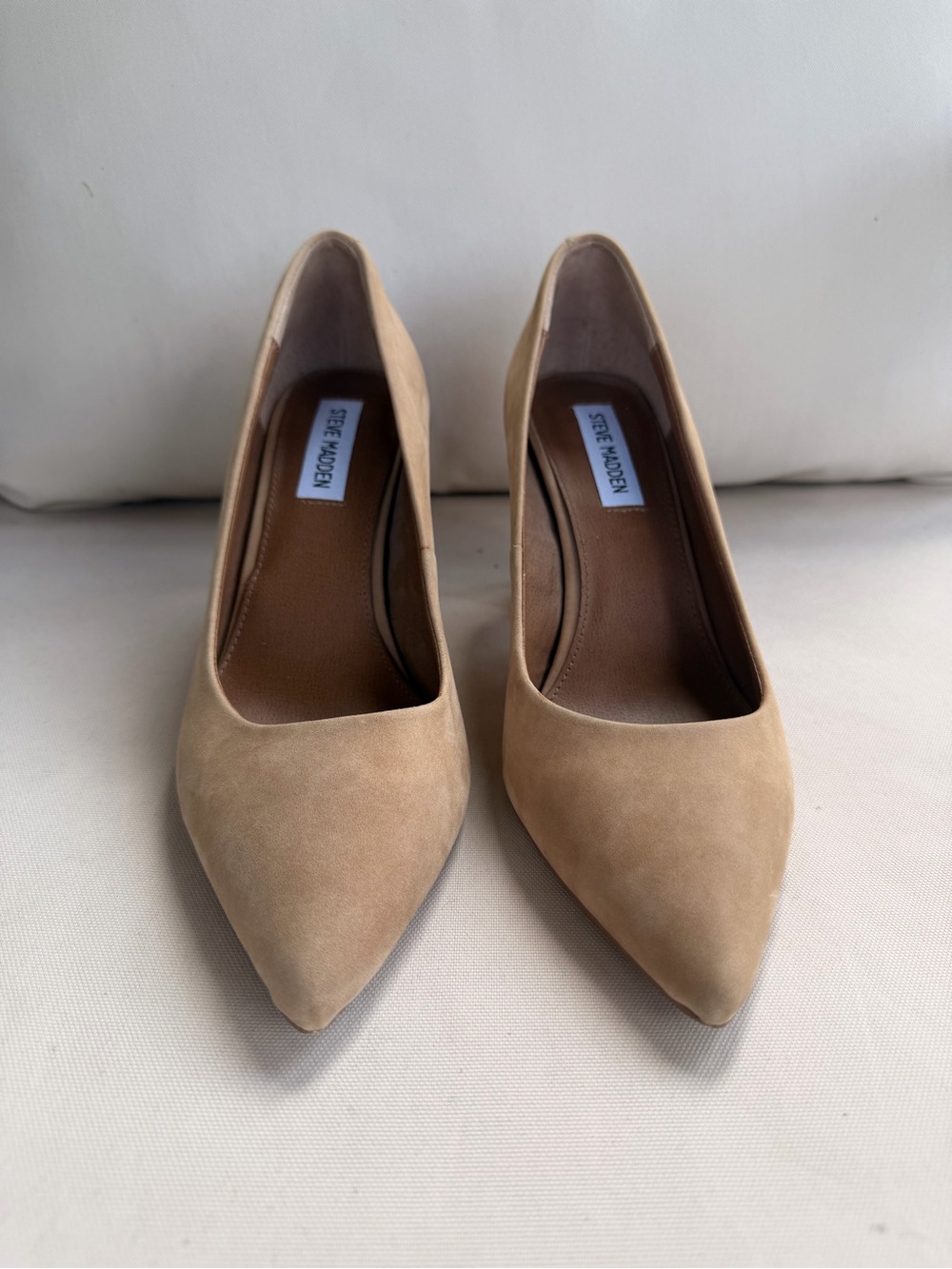 Steve Madden Beige Suede Pointed-Toe Pumps